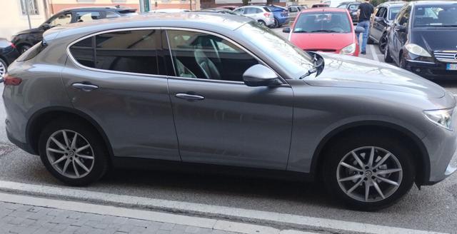 ALFA ROMEO Stelvio usata, con Cerchi in lega