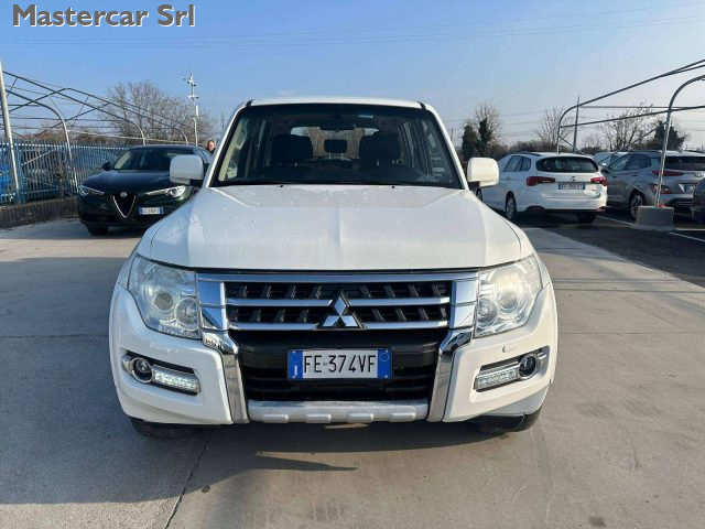 MITSUBISHI Pajero usata, con Fendinebbia