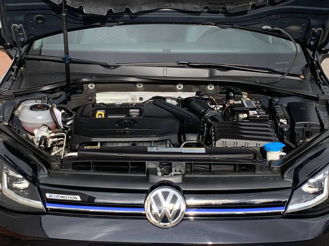 VOLKSWAGEN Golf usata, con Volante multifunzione