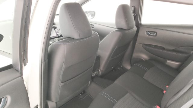 NISSAN Leaf usata, con Fari full-led