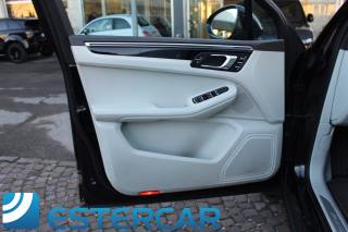 PORSCHE Macan usata, con Fendinebbia