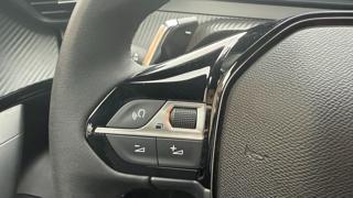 PEUGEOT 2008 usata, con Autoradio
