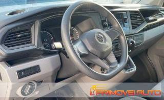 VOLKSWAGEN Caravelle usata, con Bracciolo