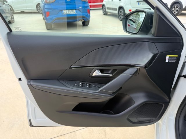 PEUGEOT 208 usata, con Fari LED