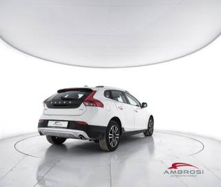 VOLVO V40 Cross Country usata 2