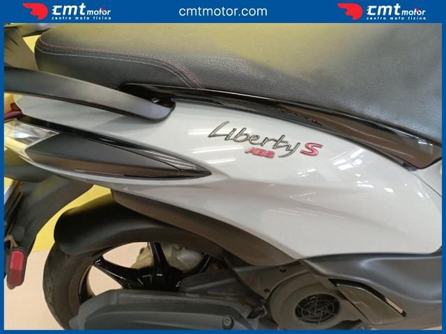 PIAGGIO Liberty 125 usata 13