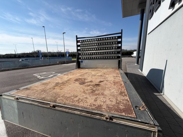 VOLKSWAGEN Crafter usata, con ESP