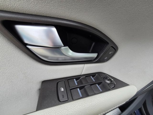 LAND ROVER Range Rover Evoque usata, con ESP