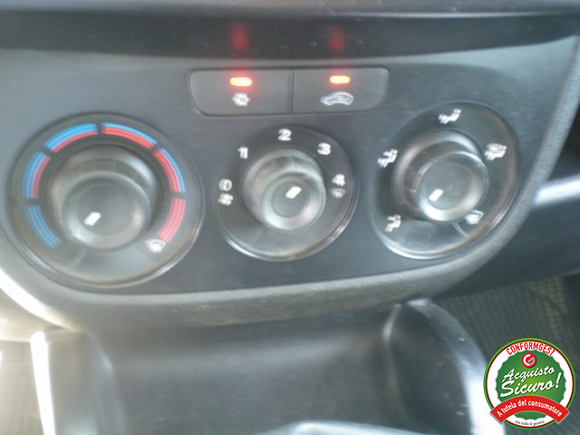 OPEL Combo usata 11