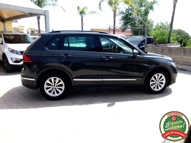 VOLKSWAGEN Tiguan usata, con Chiusura centralizzata