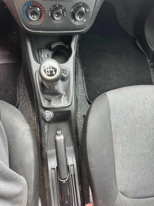 FIAT Punto usata 12