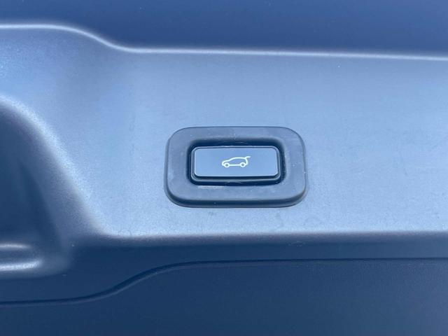 LAND ROVER Range Rover Evoque usata, con Autoradio