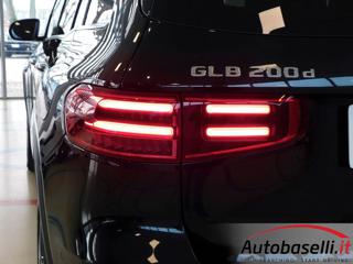 MERCEDES-BENZ GLB 200 usata, con Luci diurne LED