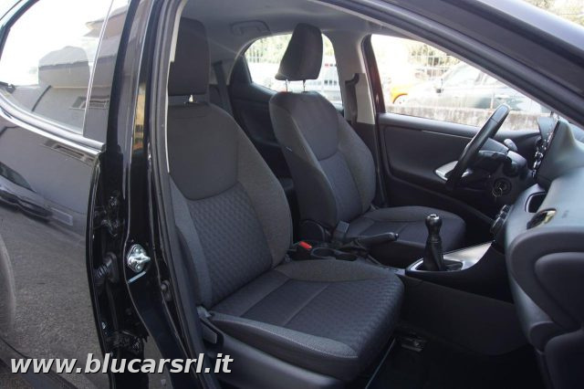 TOYOTA Yaris usata, con Servosterzo