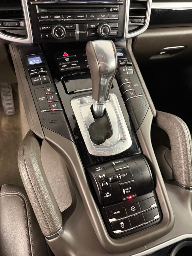 PORSCHE Cayenne usata, con Cruise Control
