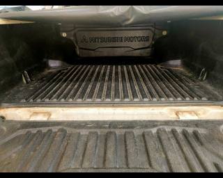 MITSUBISHI L200 usata, con Sensori di parcheggio anteriori