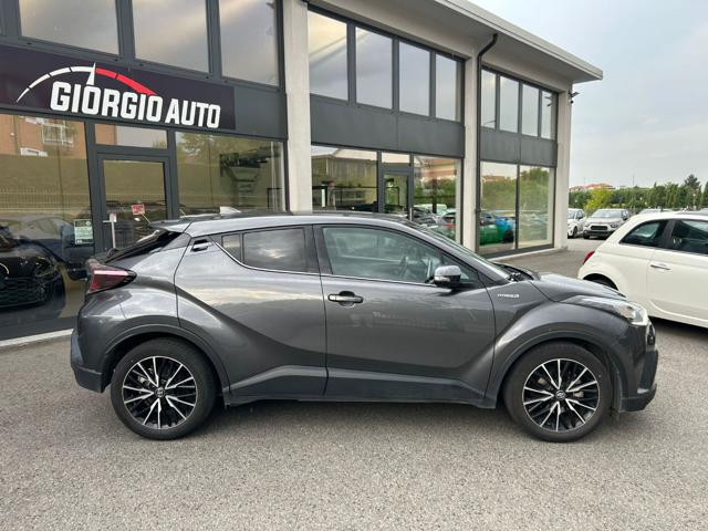 TOYOTA C-HR usata, con Park Distance Control