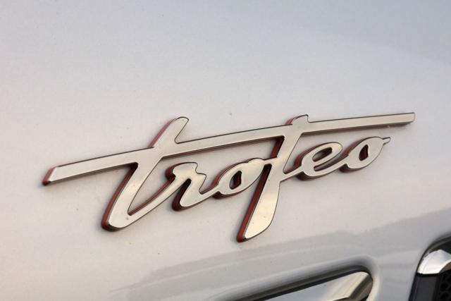 MASERATI Grecale usata, con Fari bi-xeno