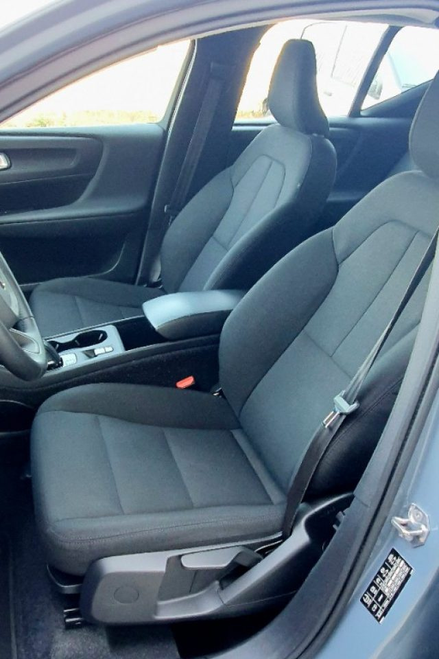 VOLVO XC40 usata, con Sensori di parcheggio posteriori