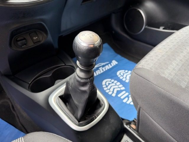 TOYOTA Yaris usata, con Immobilizzatore elettronico