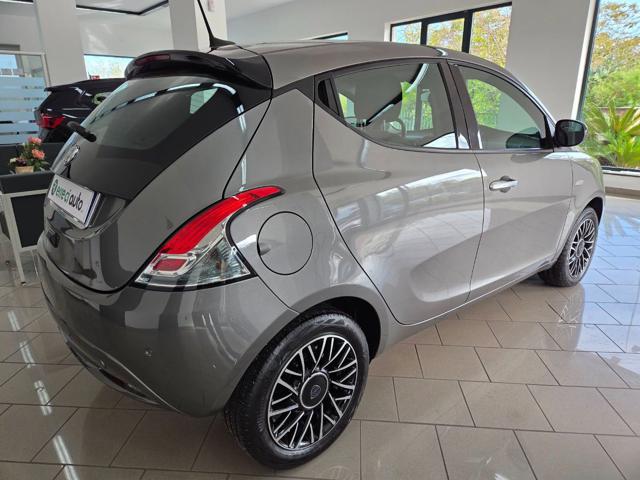 LANCIA Ypsilon usata, con Cerchi in lega