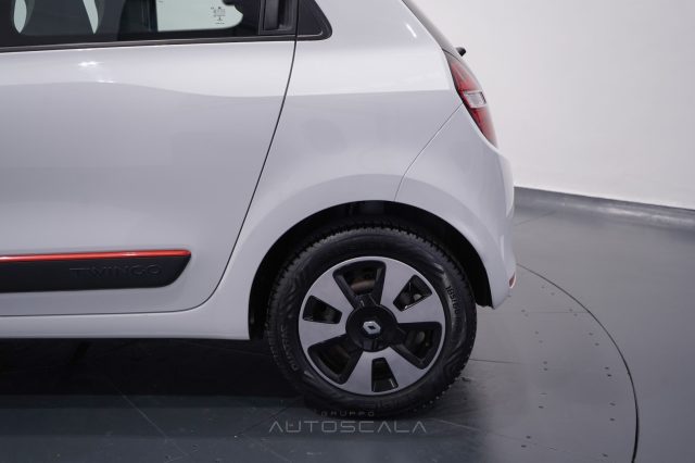 RENAULT Twingo usata 26