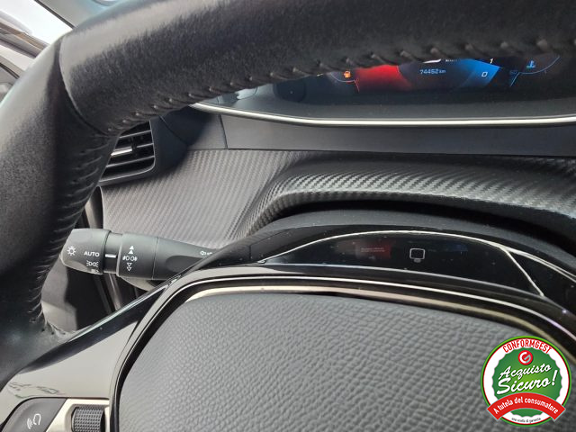 PEUGEOT 2008 usata, con Sensore di luce