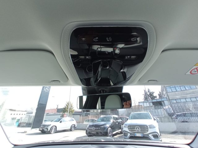 MERCEDES-BENZ GLC 220 usata, con Autoradio digitale