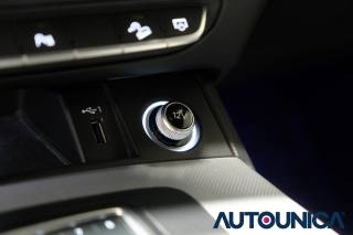 AUDI Q5 usata, con Sensori di parcheggio anteriori