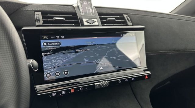 DS AUTOMOBILES DS 7 usata, con Touch screen