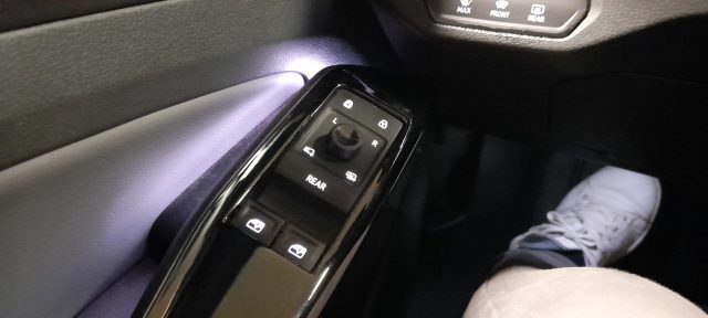 VOLKSWAGEN ID.4 usata 29