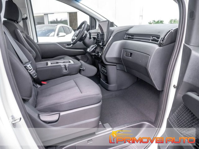 HYUNDAI Staria usata, con ABS