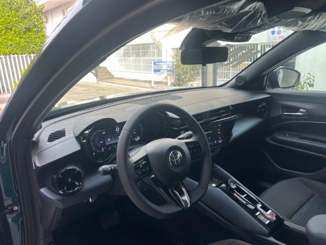 ALFA ROMEO Junior usata, con Luci diurne LED