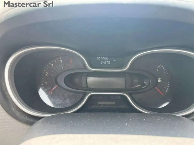 RENAULT Trafic usata, con Bracciolo