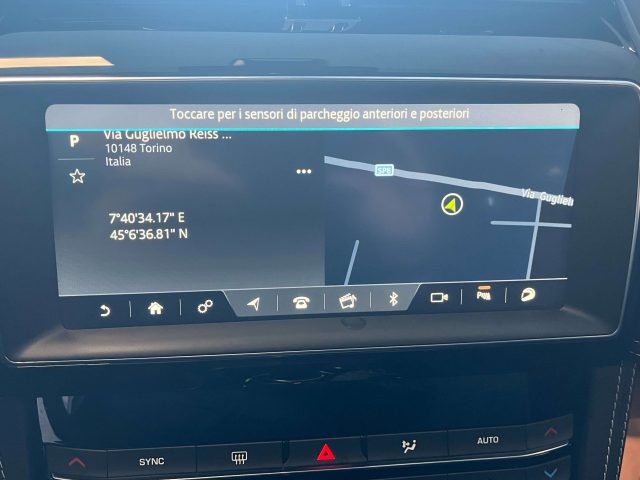 JAGUAR F-Pace usata, con Boardcomputer