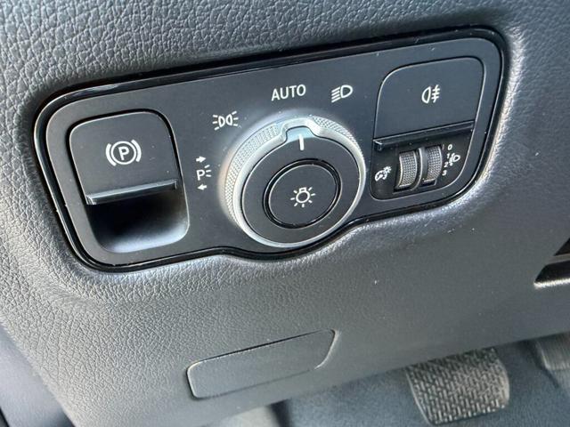 MERCEDES-BENZ Vito usata, con Sistema di navigazione