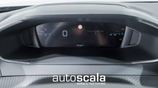 PEUGEOT 2008 usata, con Touch screen