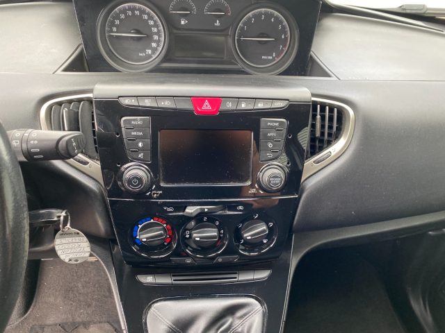 LANCIA Ypsilon usata, con Sedile posteriore sdoppiato