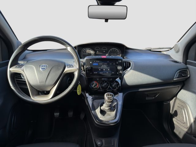 LANCIA Ypsilon usata 11