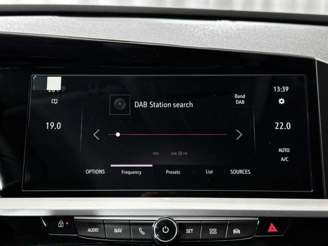 OPEL Grandland usata, con Airbag testa