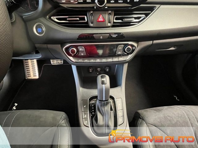 HYUNDAI i30 usata, con Telecamera per parcheggio assistito