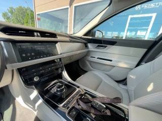 JAGUAR XF usata, con Airbag laterali
