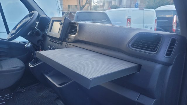 OPEL Movano usata, con Cruise Control