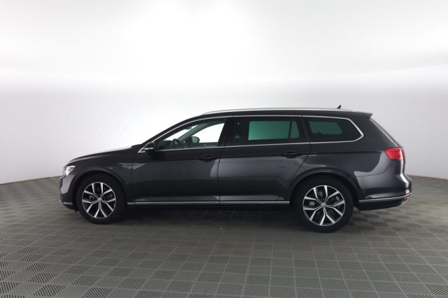 VOLKSWAGEN Passat usata 5