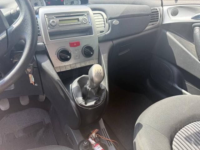 LANCIA Ypsilon usata, con Sedile posteriore sdoppiato