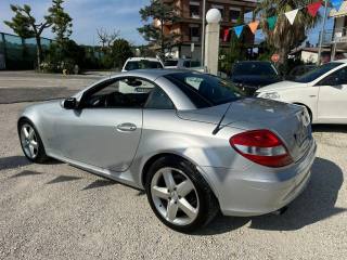 MERCEDES-BENZ SLK 200 usata, con Autoradio