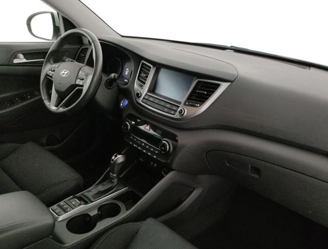 HYUNDAI Tucson usata, con Luci diurne LED