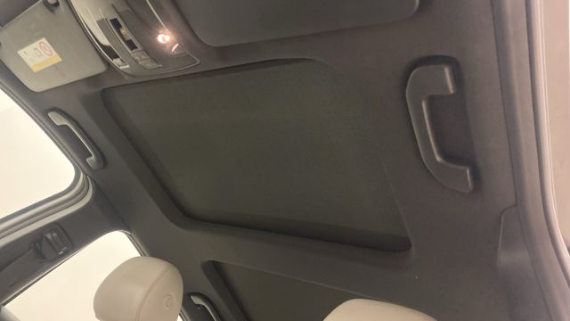 MERCEDES-BENZ B 220 usata 9