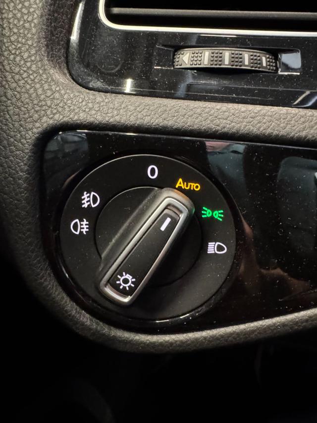 VOLKSWAGEN Golf usata, con Park Distance Control