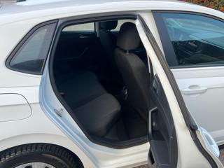VOLKSWAGEN Polo usata, con USB